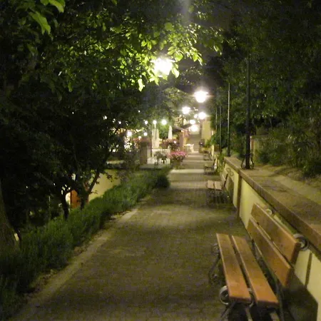 Borgo D' Partiquilar * Azzano d'Asti