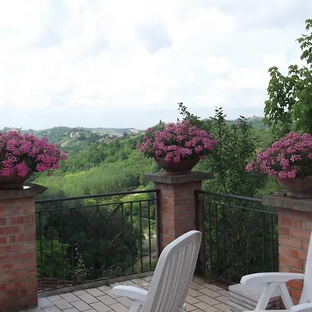 Appartamento Borgo D' Partiquilar Azzano d'Asti